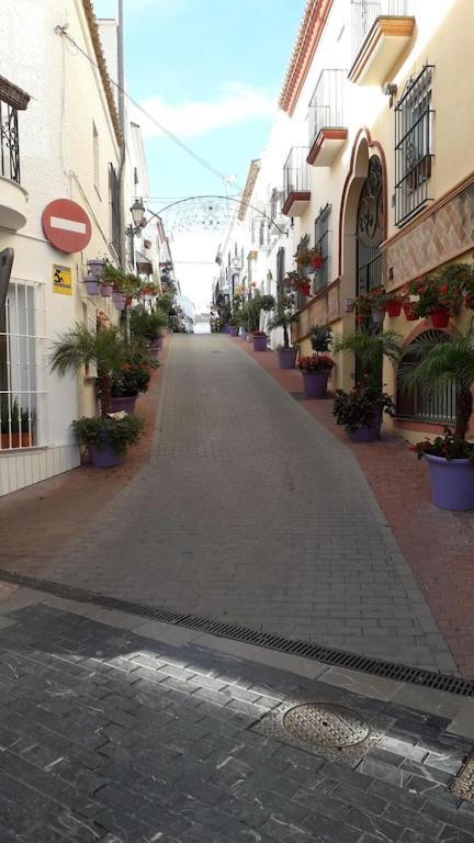 Duquesa Fairways, A Spacious Apartment With Fabulous Views And Facilities مانيلفا المظهر الخارجي الصورة
