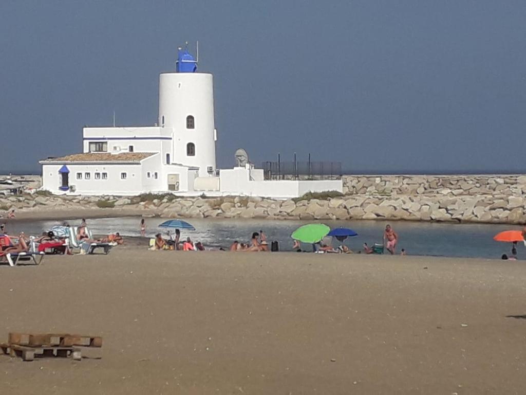 Duquesa Fairways, A Spacious Apartment With Fabulous Views And Facilities مانيلفا المظهر الخارجي الصورة