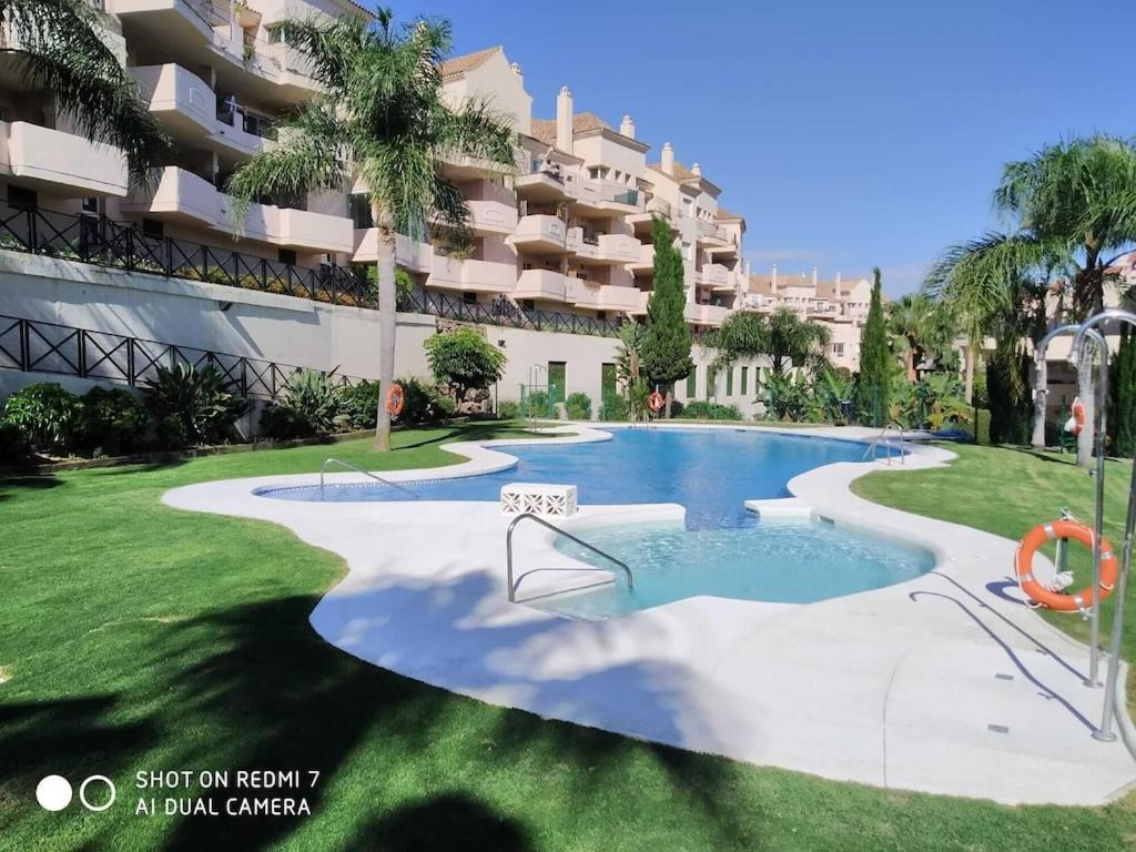 Duquesa Fairways, A Spacious Apartment With Fabulous Views And Facilities مانيلفا المظهر الخارجي الصورة